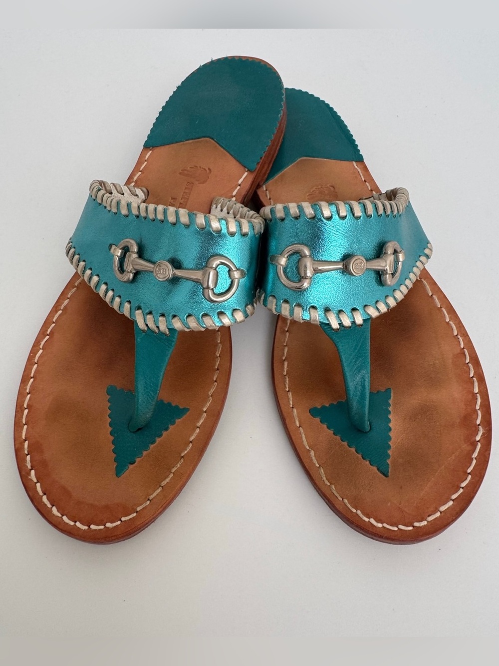 Stephen Bonanno Metallic Teal Silver Horse Bit Palm Beach Leather Sandals, Sz 8